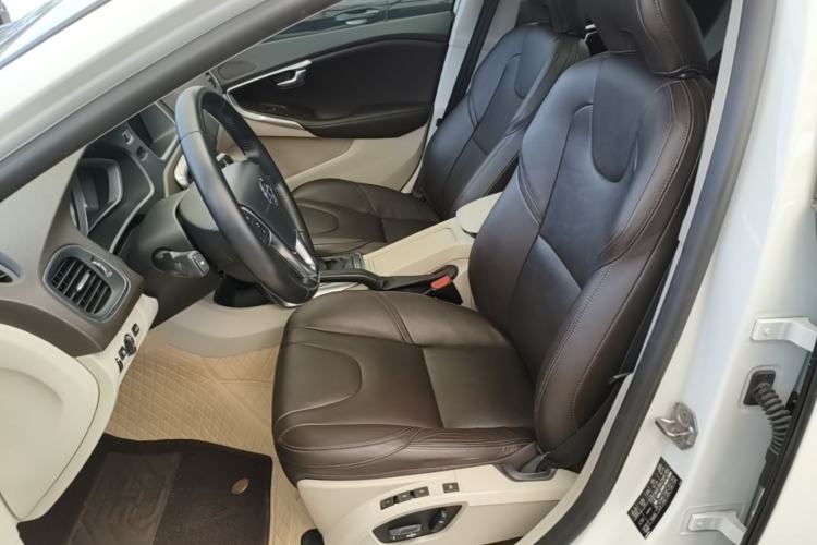 Used Volvo V40 2016 T3 Zhiyi Edition Left Front Seat