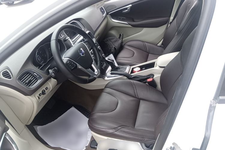 Used Volvo V40 2016 T3 Zhiyi Edition Left Front Seat