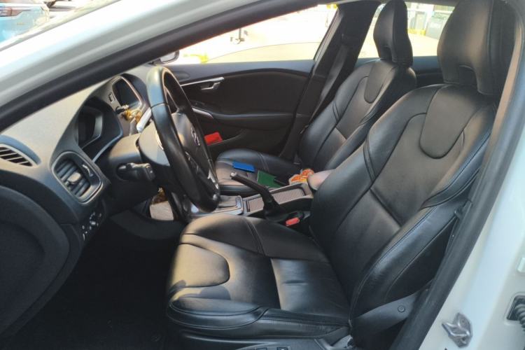 Used Volvo V40 2016 T3 Zhiyi Edition Left Front Seat