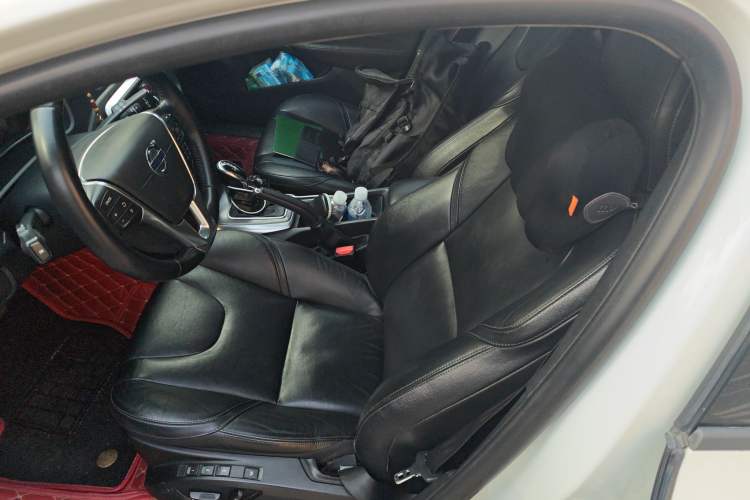Used Volvo V40 2016 T3 Zhiyi Edition Left Front Seat