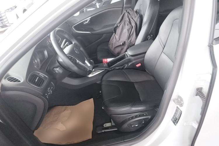 Used Volvo V40 2016 T3 Zhiyi Edition Left Front Seat