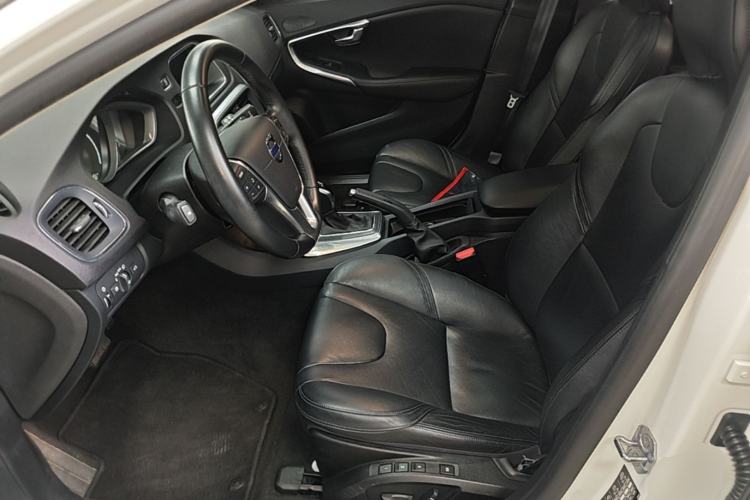 Used Volvo V40 2016 T3 Zhiyi Edition Left Front Seat