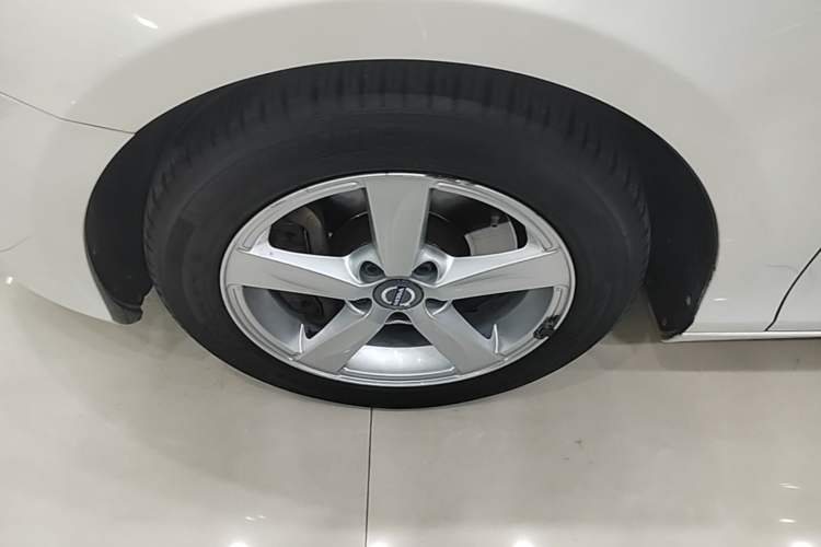 Used Volvo V40 2016 T3 Zhiyi Edition Left Front Wheel Hub