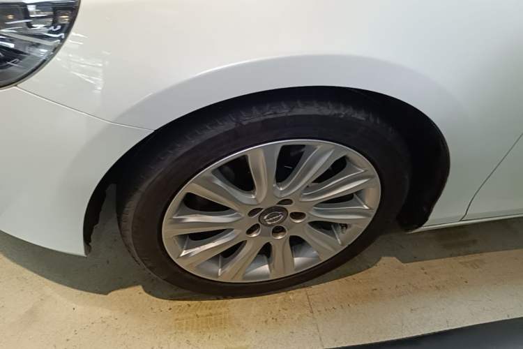 Used Volvo V40 2016 T3 Zhiyi Edition Left Front Wheel Hub