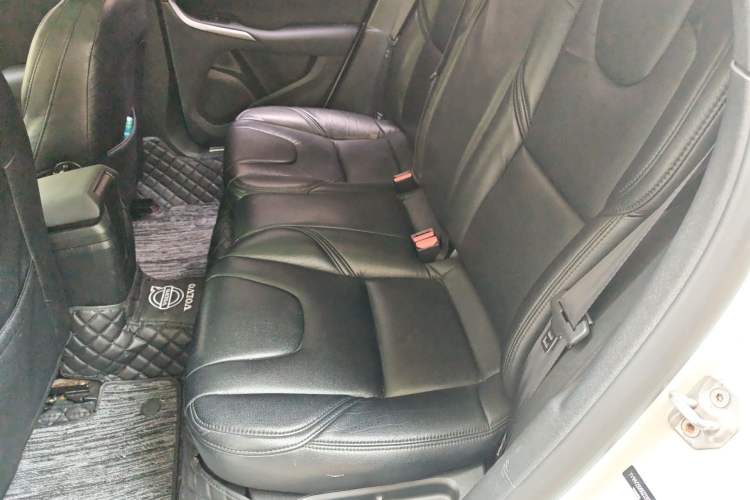 Used Volvo V40 2016 T3 Zhiyi Edition Left Rear Seat