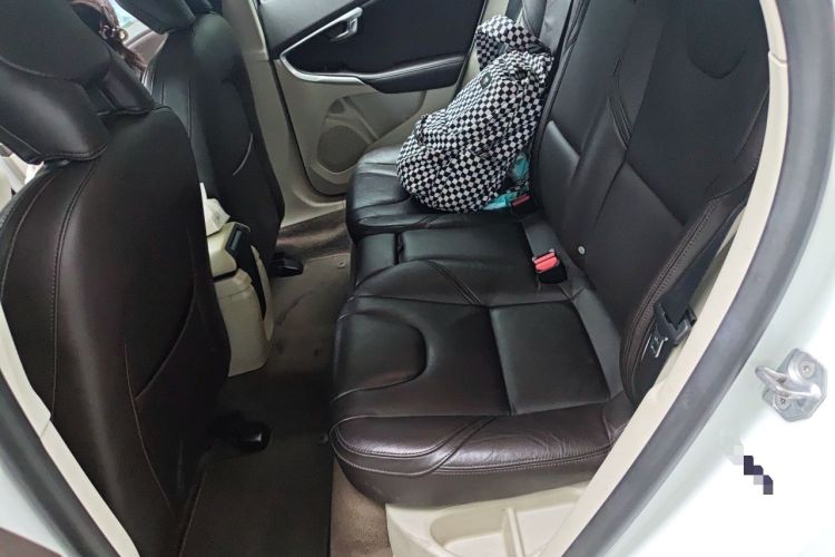 Used Volvo V40 2016 T3 Zhiyi Edition Left Rear Seat