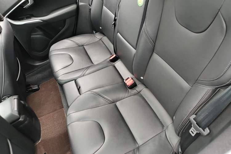 Used Volvo V40 2016 T3 Zhiyi Edition Left Rear Seat