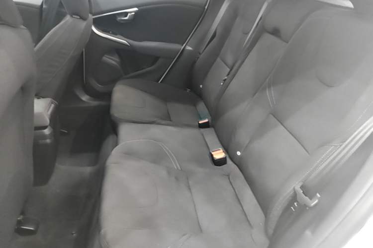 Used Volvo V40 2016 T3 Zhiyi Edition Left Rear Seat