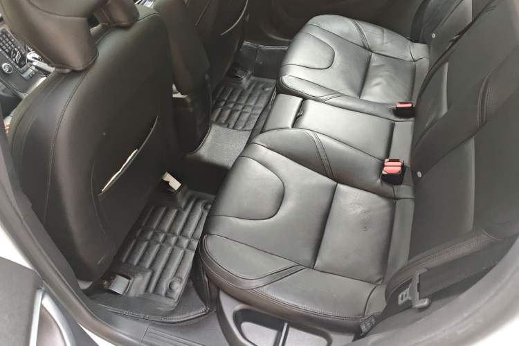 Used Volvo V40 2016 T3 Zhiyi Edition Left Rear Seat