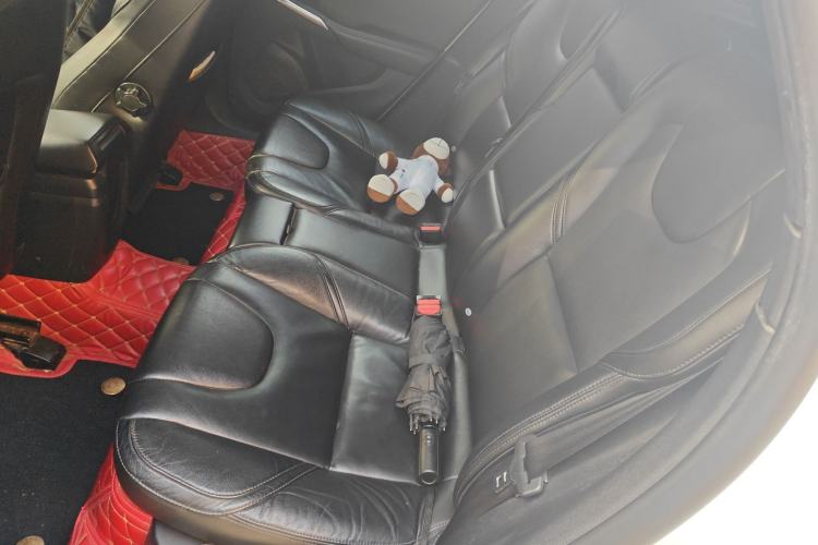 Used Volvo V40 2016 T3 Zhiyi Edition Left Rear Seat