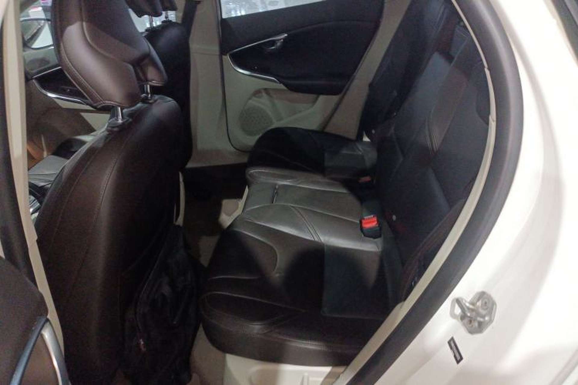Used Volvo V40 2016 T3 Zhiyi Edition Left Rear Seat