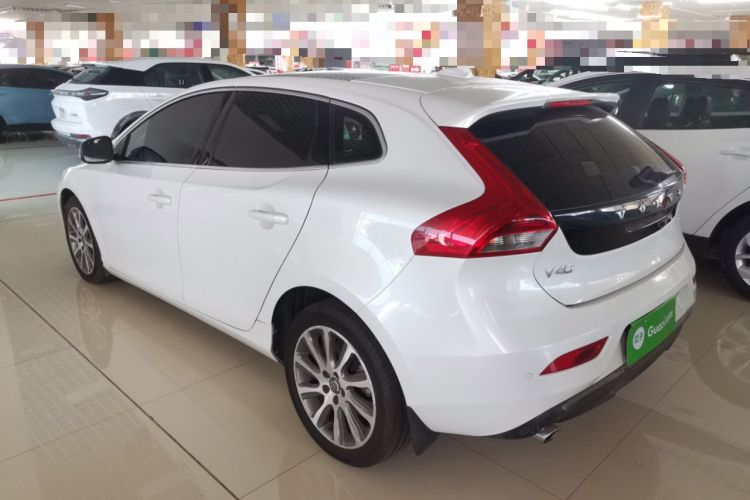 Used Volvo V40 2016 T4 Smart Luxury Edition Left Side