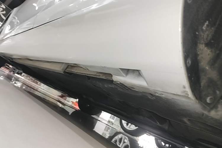 Used Volvo V40 2016 T3 Zhiyi Edition Left Side Sill
