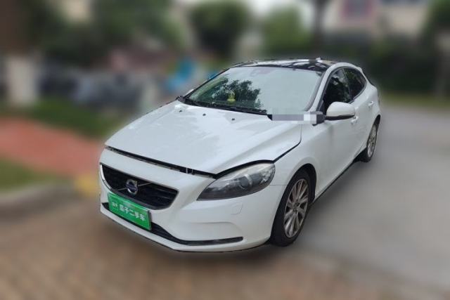 Used Volvo V40 2016 T3 Zhiyi Edition