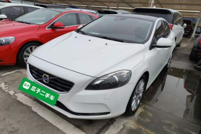 Used Volvo V40 2016 T3 Zhiyi Edition
