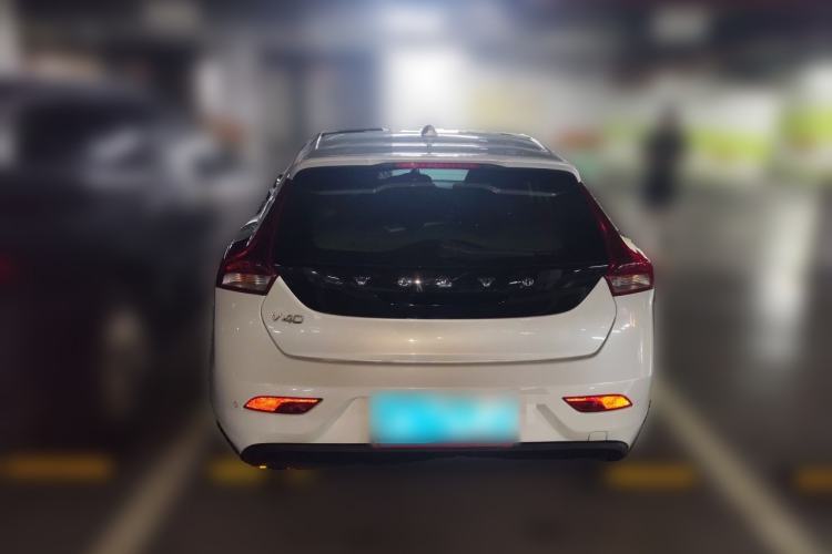 Used Volvo V40 2016 T4 Smart Luxury Edition Rear