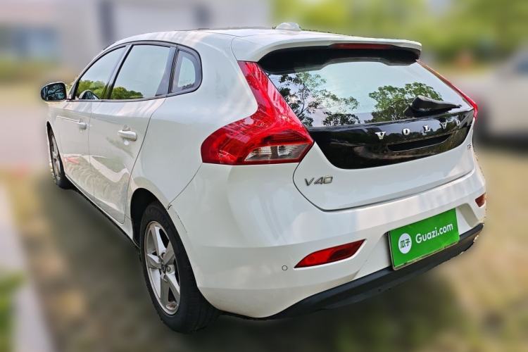 Used Volvo V40 2016 T3 Zhiyi Edition Rear Left 45 Deg