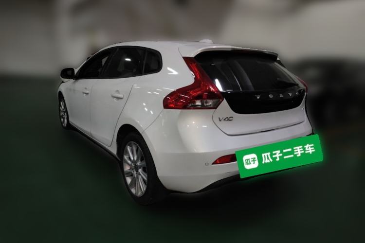 Used Volvo V40 2016 T3 Zhiyi Edition Rear Left 45 Deg