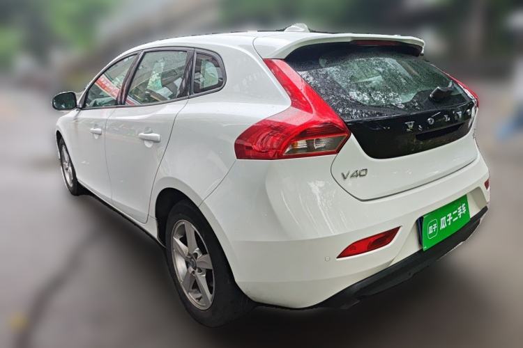 Used Volvo V40 2016 T3 Zhiyi Edition Rear Left 45 Deg