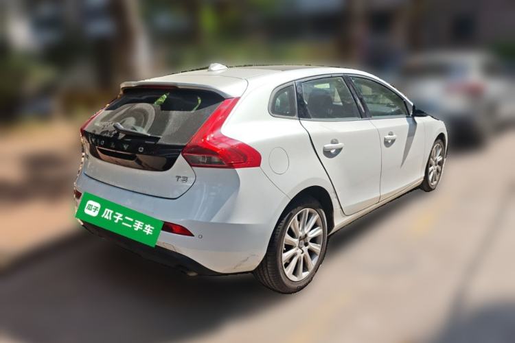 Used Volvo V40 2016 T3 Zhiyi Edition Rear Right 45 Deg