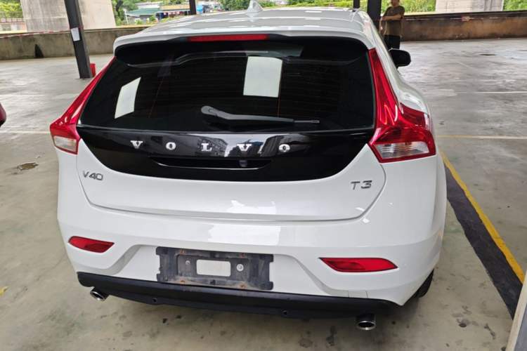 Used Volvo V40 2016 T3 Zhiyi Edition Rear