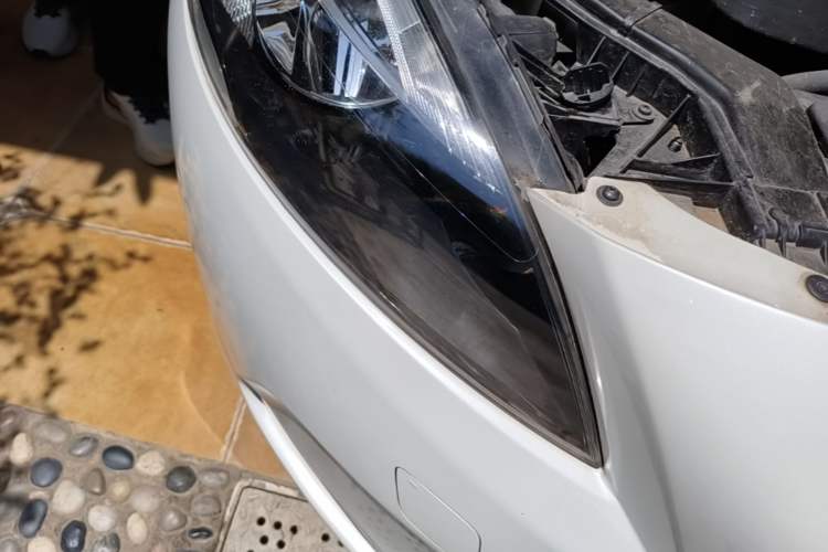 Used Volvo V40 2016 T3 Zhiyi Edition Right Front Headlight