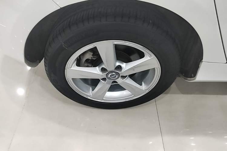 Used Volvo V40 2016 T3 Zhiyi Edition Right Rear Wheel Hub
