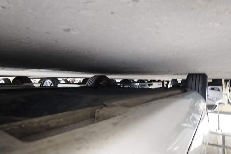 Used Volvo V40 2016 T3 Zhiyi Edition Right Side Sill