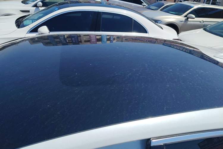 Used Volvo V40 2016 T4 Smart Luxury Edition Roof