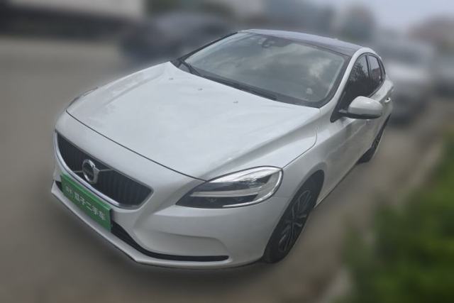 Used Volvo V40 2016 T3 Zhiyi Edition