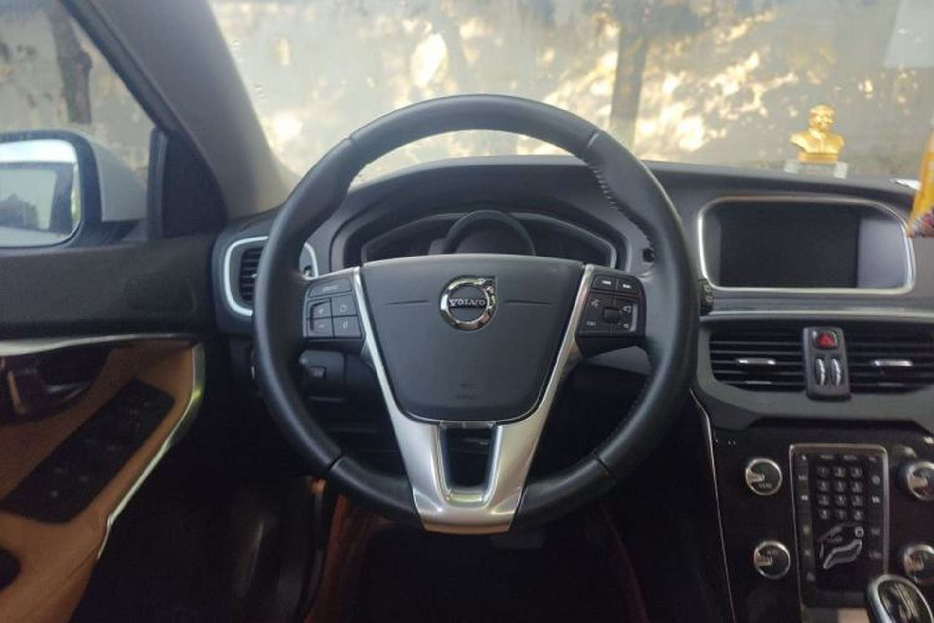 Used Volvo V40 2016 T3 Zhiyi Edition Steering Wheel