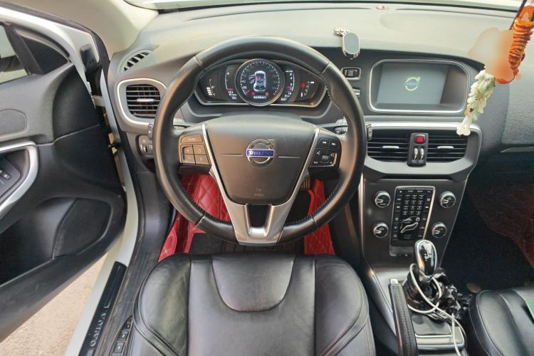 Used Volvo V40 2016 T3 Zhiyi Edition Steering Wheel