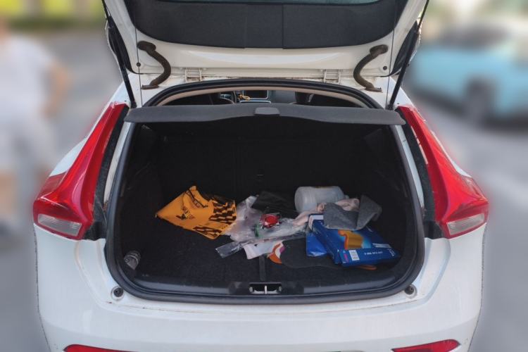 Used Volvo V40 2016 T3 Zhiyi Edition Trunk