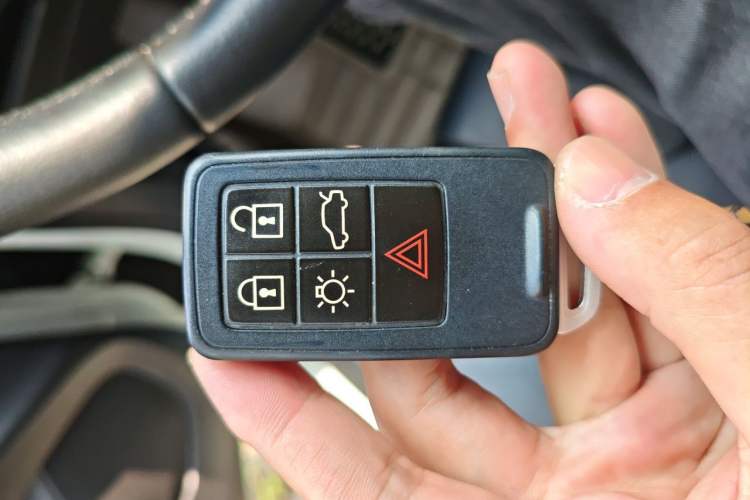 Used Volvo V40 2016 T3 Zhiyi Edition Vehicle Key