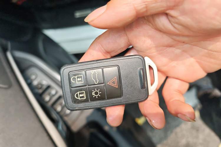 Used Volvo V40 2016 T3 Zhiyi Edition Vehicle Key