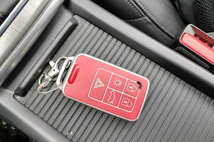 Used Volvo V40 2016 T3 Zhiyi Edition Vehicle Key