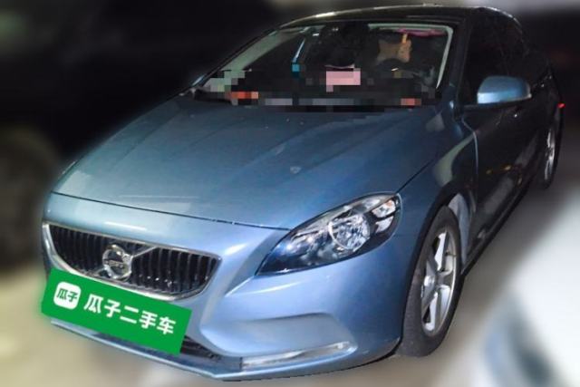 Used Volvo V40 2017 T3 Smart Edition