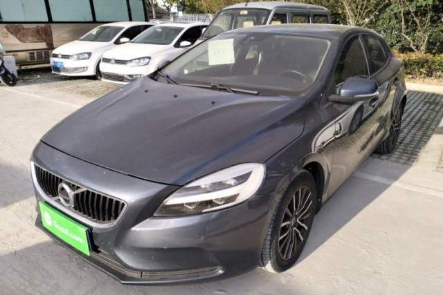 Used Volvo V40 2017 T3 Zhiyi Edition