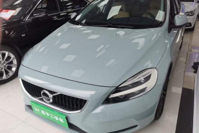 Used Volvo V40 2017 T3 Zhiyi Edition