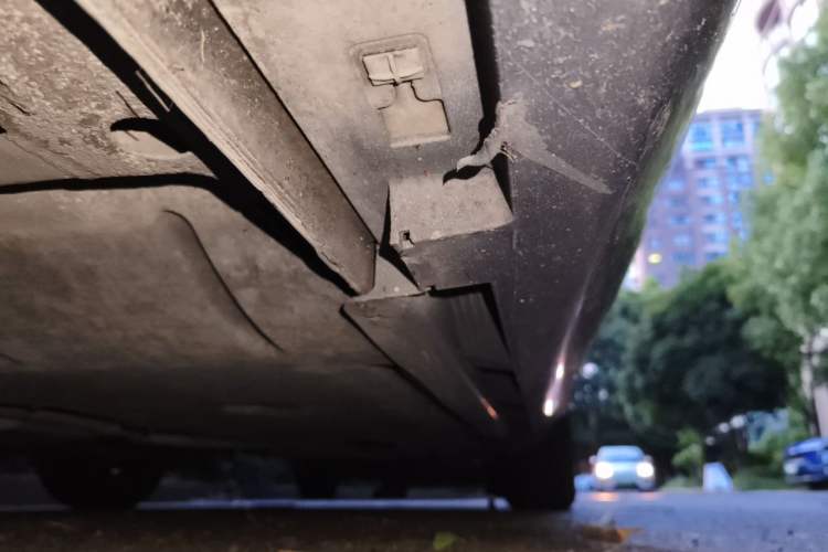 Used Volvo V40 2017 T3 Zhiyi Edition Chassis Front Left