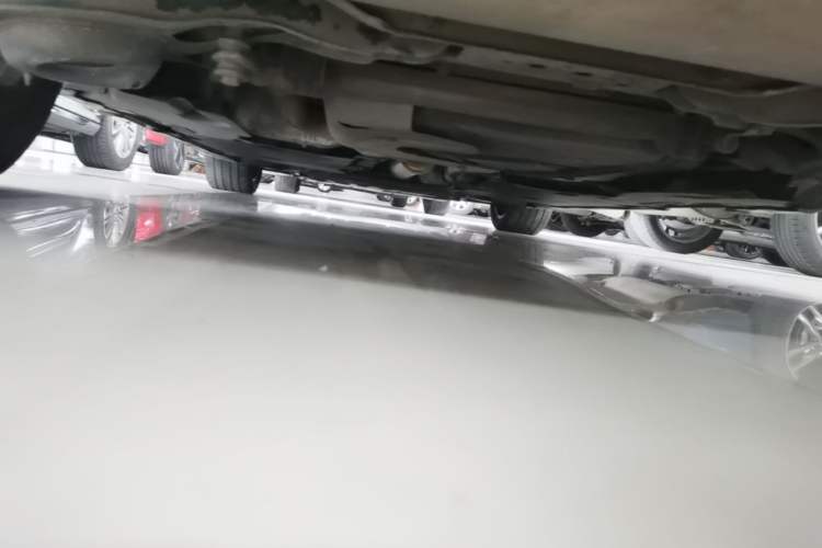 Used Volvo V40 2017 T3 Zhiya Edition Chassis Front Left