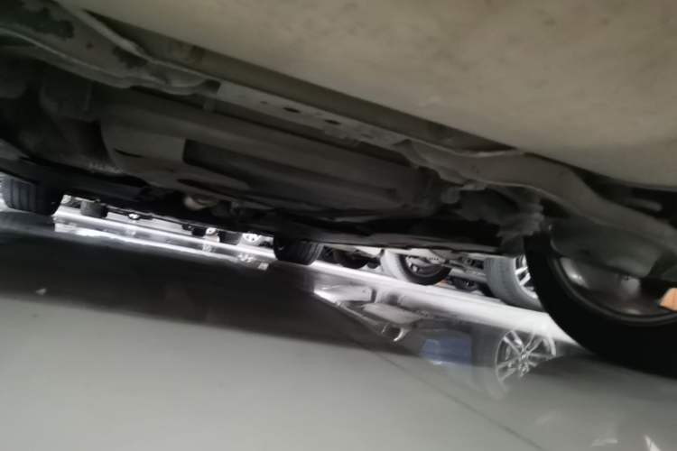Used Volvo V40 2017 T3 Zhiya Edition Chassis Rear Left