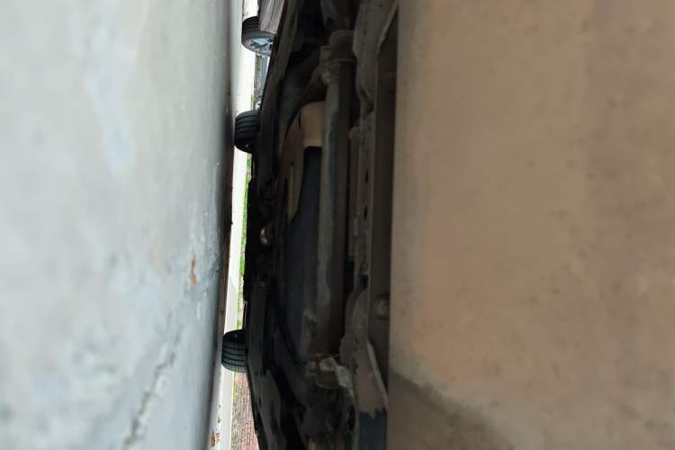 Used Volvo V40 2017 T3 Zhiyi Edition Chassis Rear