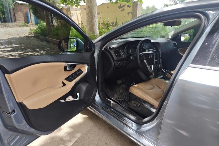 Used Volvo V40 2017 T3 Zhiya Edition Driver Seat
