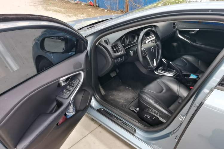 Used Volvo V40 2017 T3 Zhiyi Edition Driver Seat