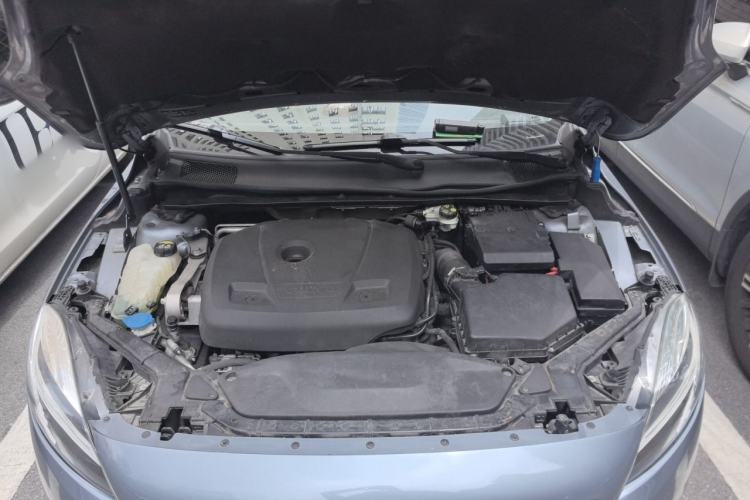 Used Volvo V40 2017 T3 Zhiyi Edition Engine Bay