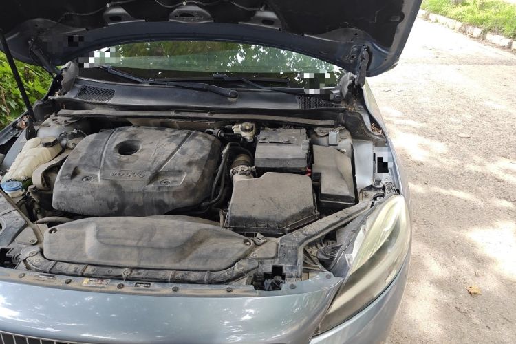 Used Volvo V40 2017 T3 Zhiya Edition Engine Bay Left