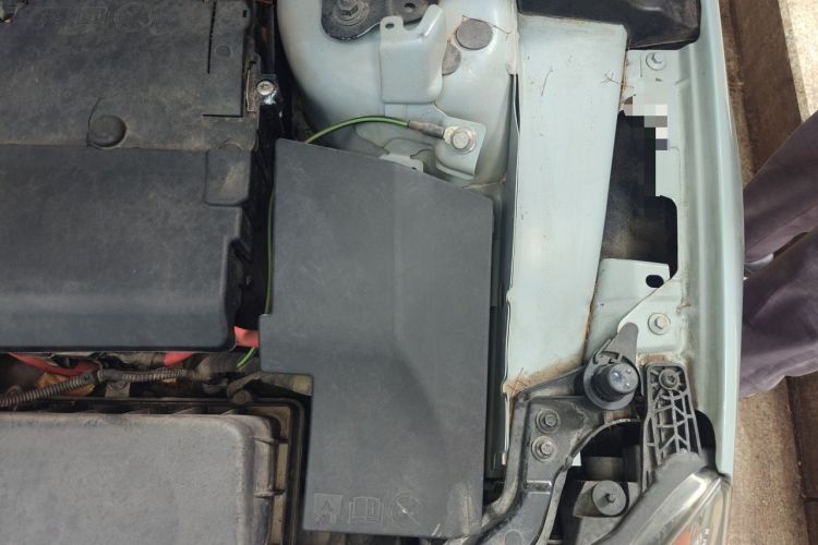 Used Volvo V40 2017 T3 Zhiyi Edition Engine Bay Left
