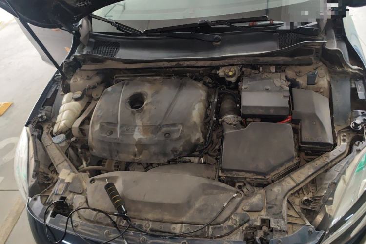 Used Volvo V40 2017 T3 Zhiya Edition Engine Bay