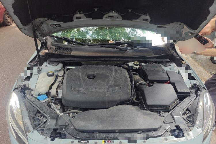 Used Volvo V40 2017 T3 Zhiyi Edition Engine Bay